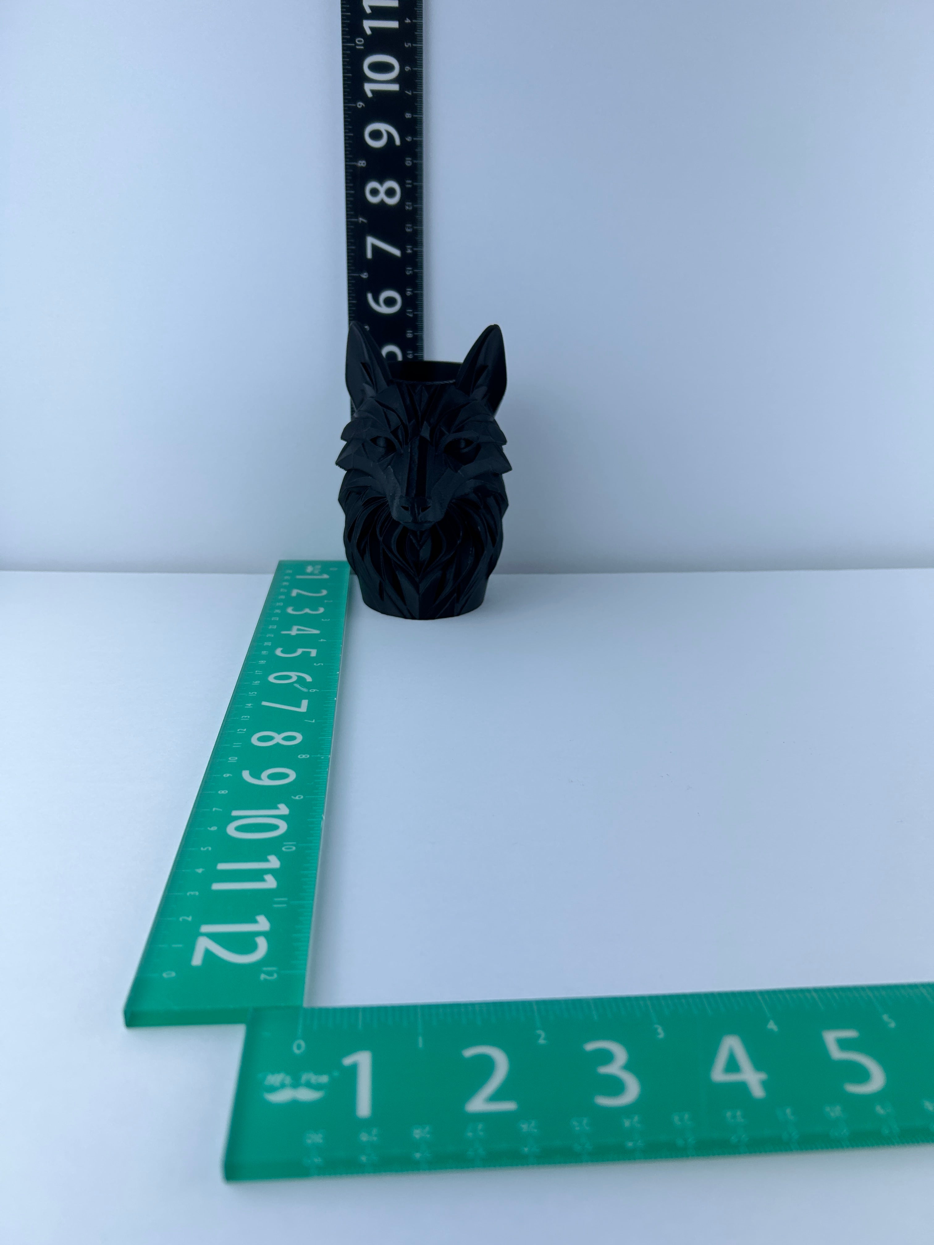 Wolf Planter – Geometric Wolf Head Succulent Pot – Woodland Home Decor – Decorative Desk Plant Holder – Gift for Nature Lovers