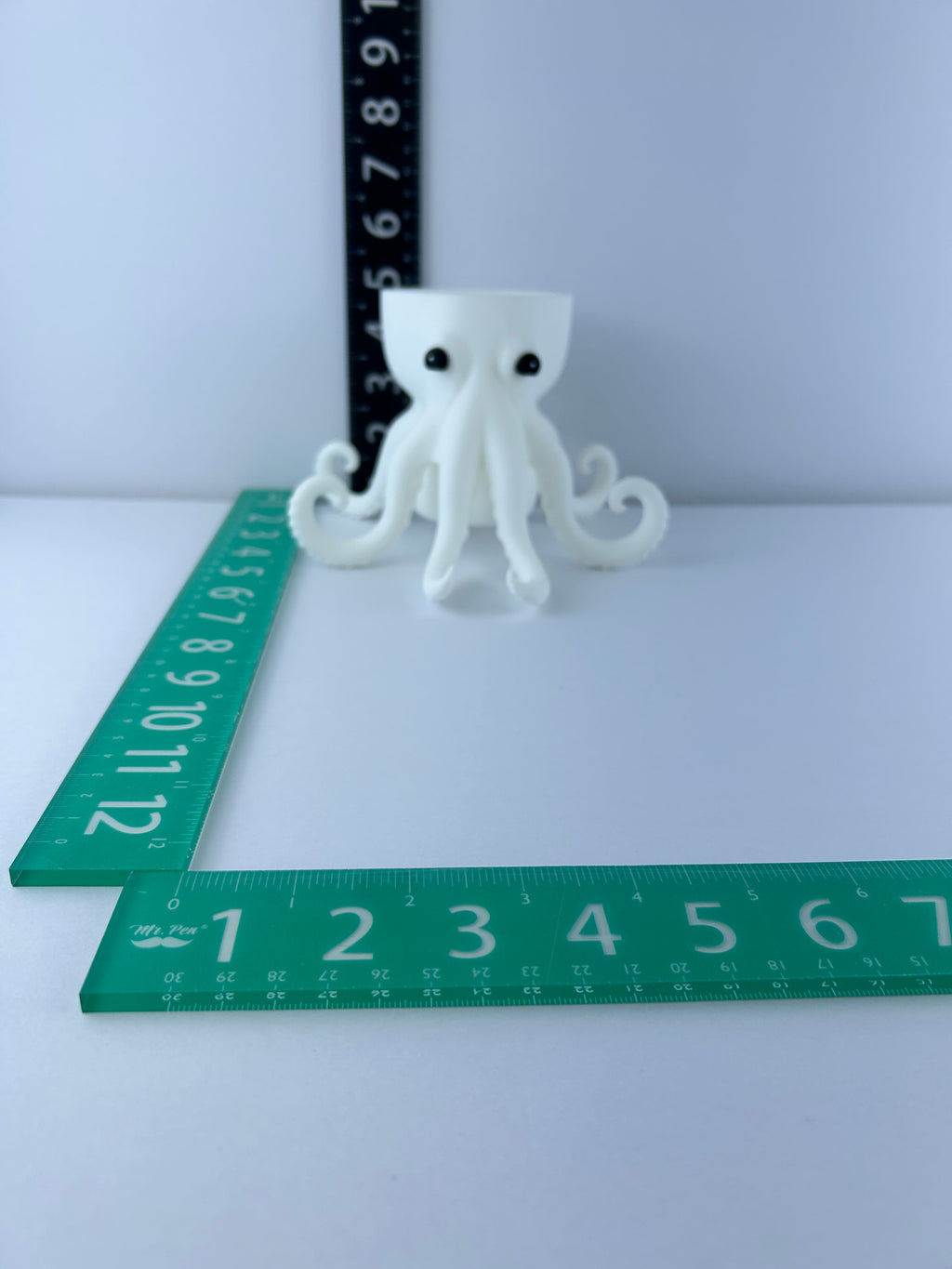Kraken Planter – Cute Octopus Succulent Pot – Nautical Desk Decor – Coastal Indoor Plant Holder – Ocean Lover Gift