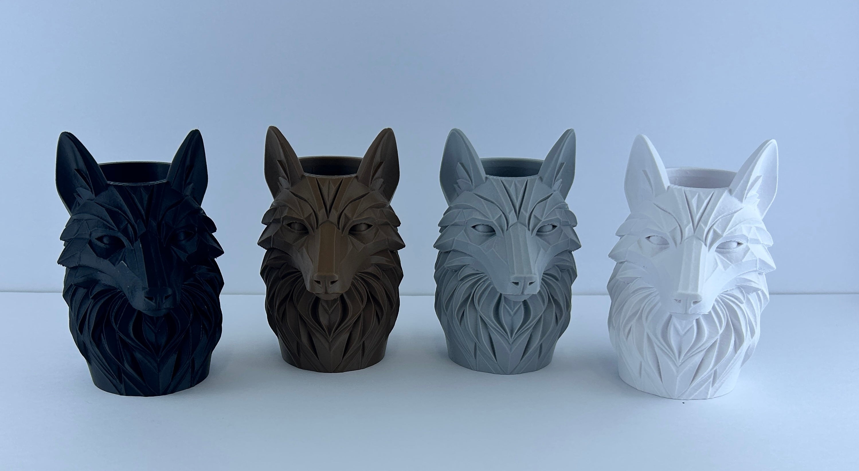 Wolf Planter – Geometric Wolf Head Succulent Pot – Woodland Home Decor – Decorative Desk Plant Holder – Gift for Nature Lovers