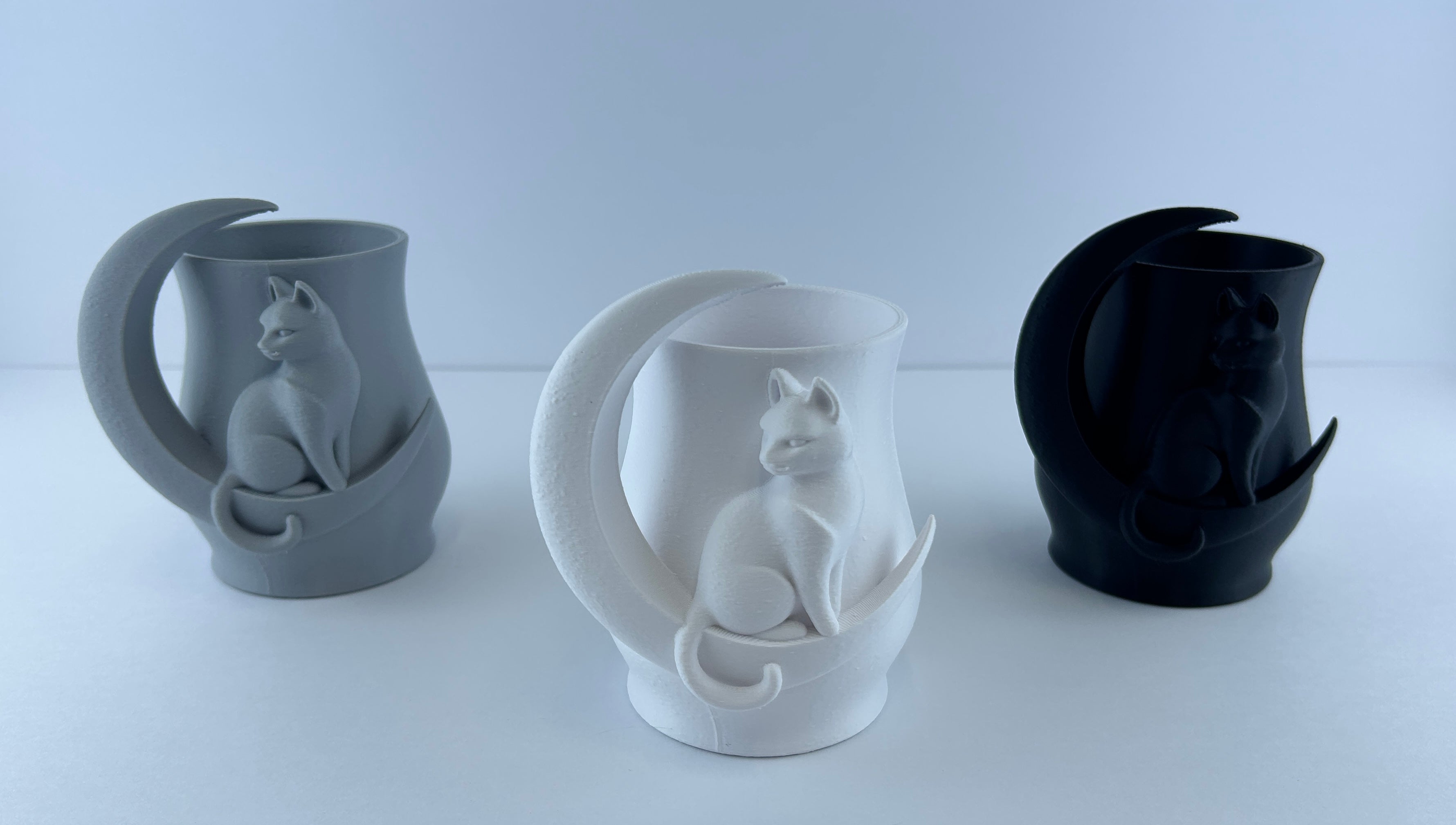 Cat in Moon Planter – Crescent Moon Succulent Pot – Modern Decorative Plant Holder – Unique Desk Decor – Gift for Cat Lovers