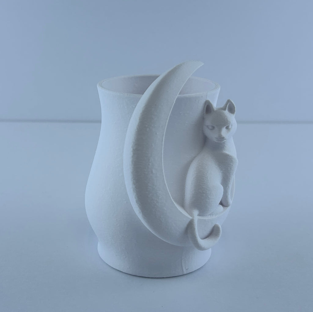 Cat in Moon Planter – Crescent Moon Succulent Pot – Modern Decorative Plant Holder – Unique Desk Decor – Gift for Cat Lovers