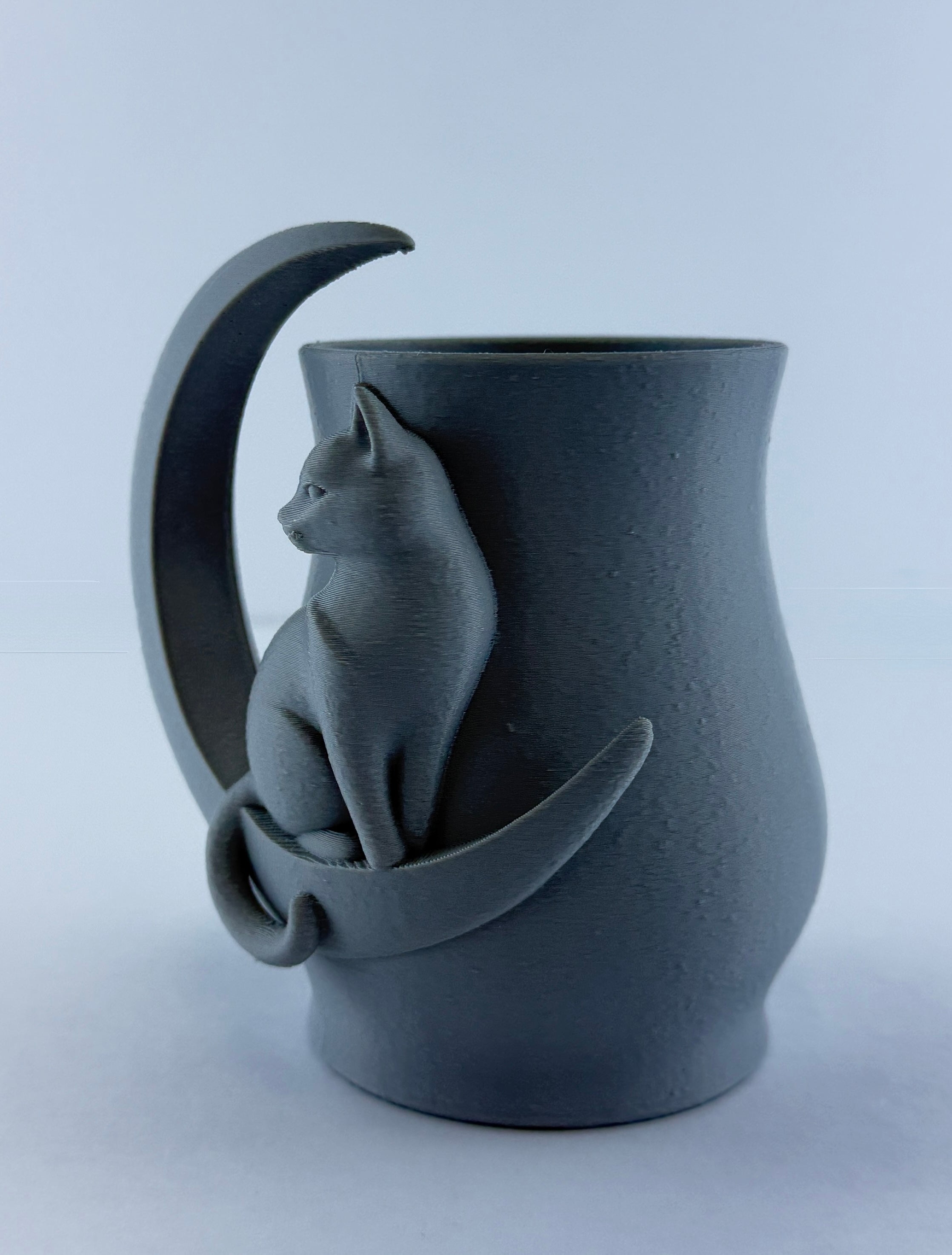 Cat in Moon Planter – Crescent Moon Succulent Pot – Modern Decorative Plant Holder – Unique Desk Decor – Gift for Cat Lovers